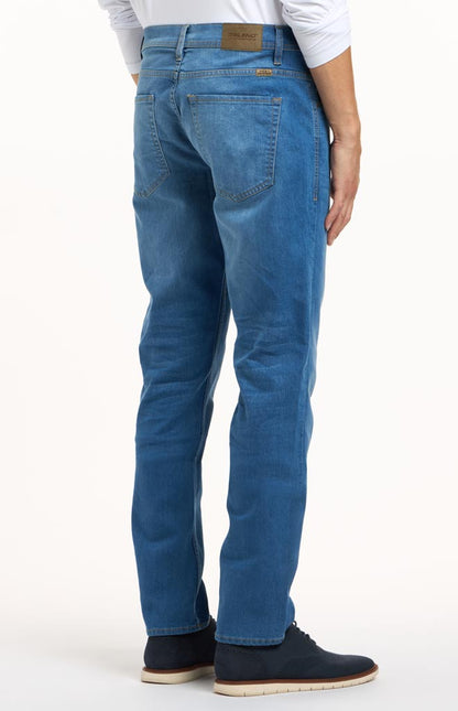 Middle Blue